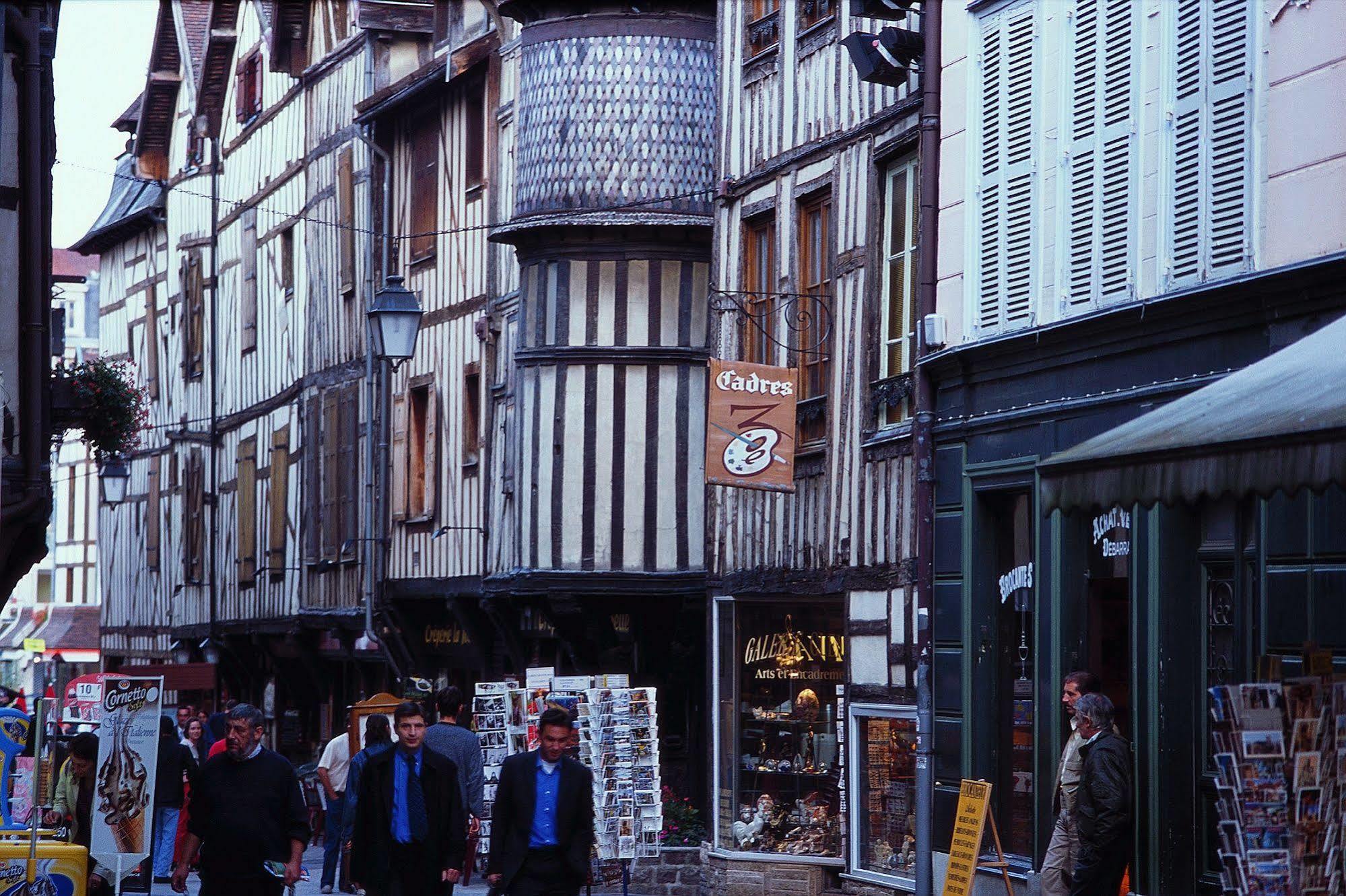 B&B Hotel Troyes Centre エクステリア 写真